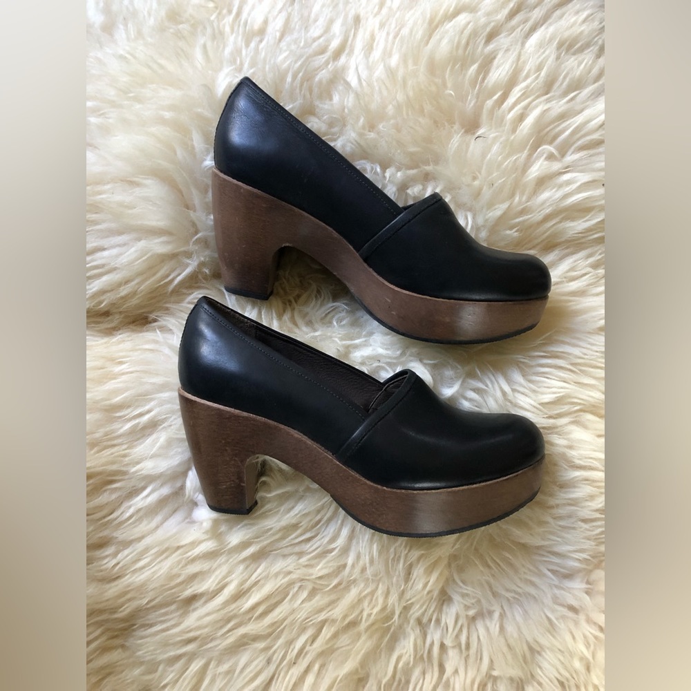COCLICO Wooden Clogs with Black Leather Upper UK Size 36, US Size 6